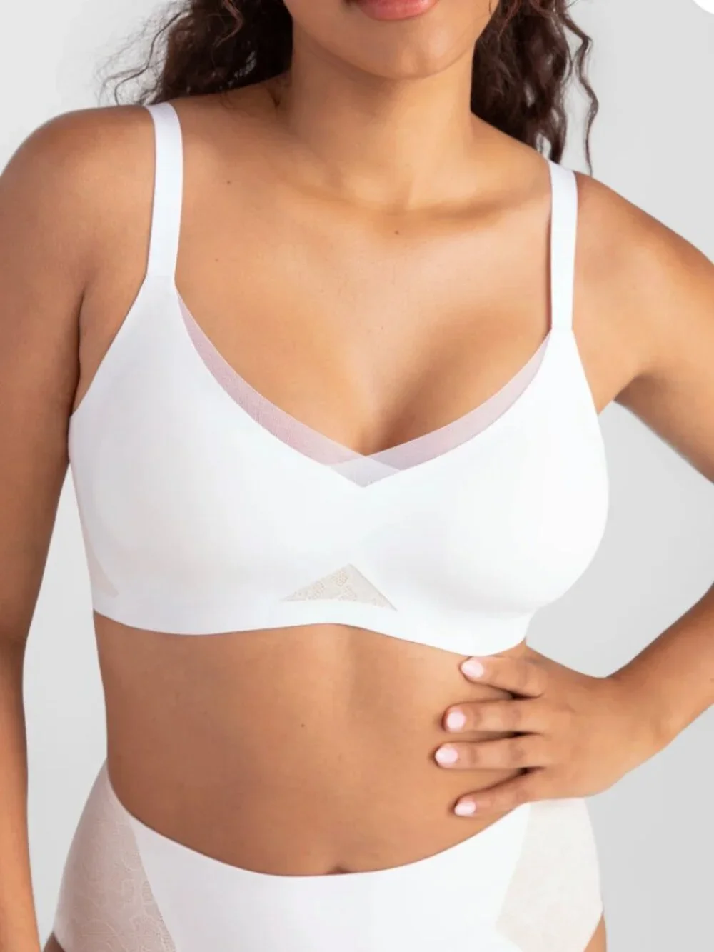 NWT Honeylove Lace Cross Over Bra White